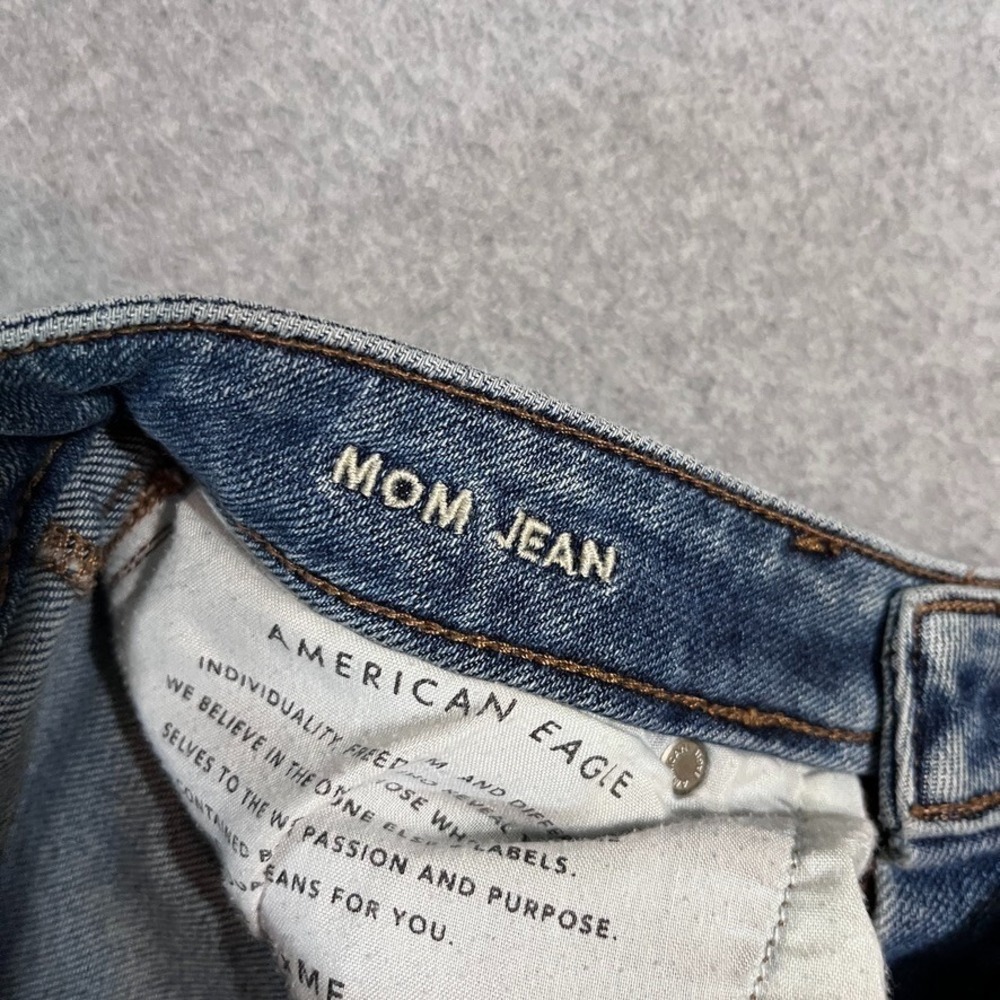 American Eagle Jeans Womens‎ 2 Blue Mom Chewed Hem Mid Rise Stretch Denim - Picture 12 of 14